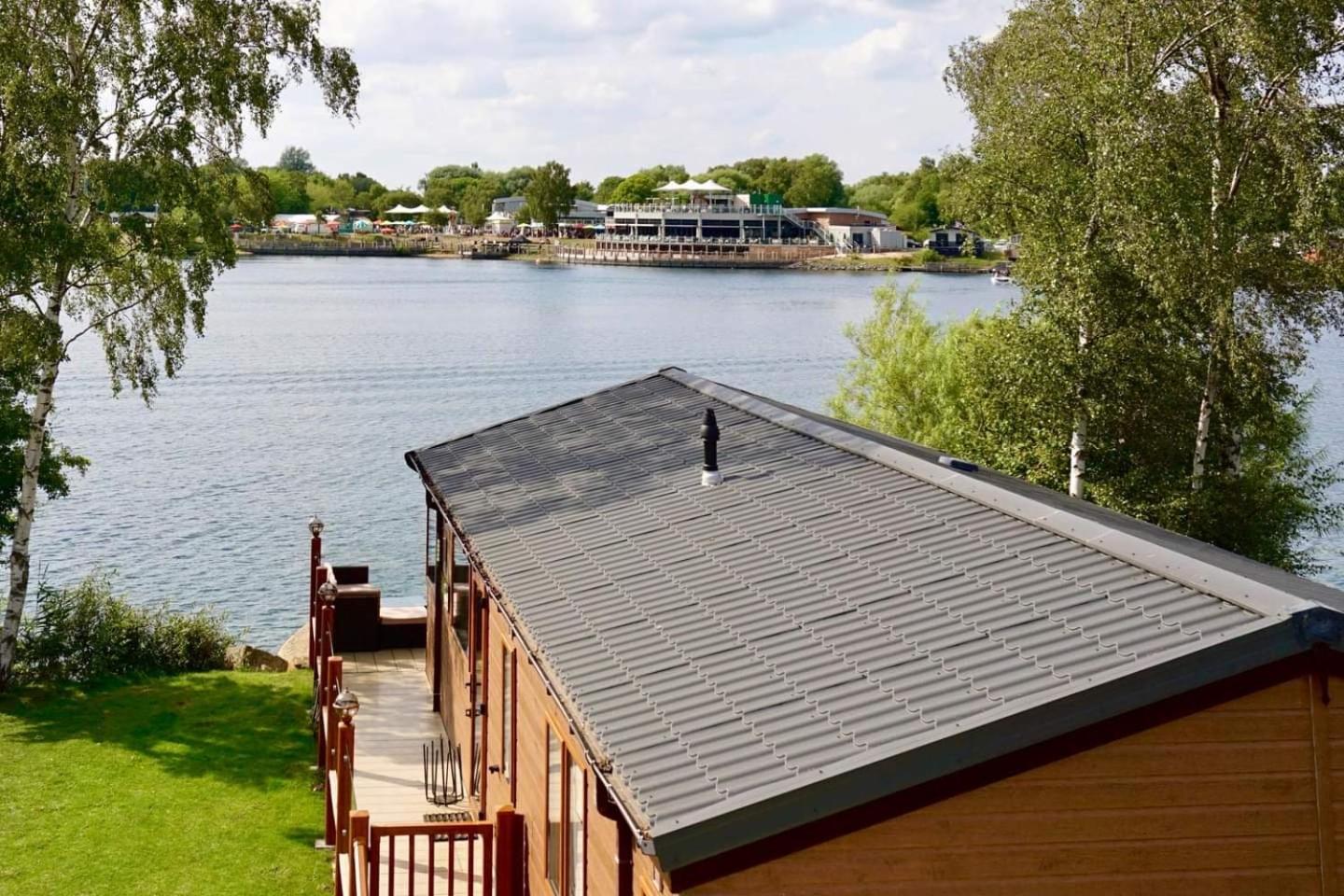 Fable Lodge Tattershall Lakes - Luxury Lakeside Lodge With Hot Tub Kültér fotó