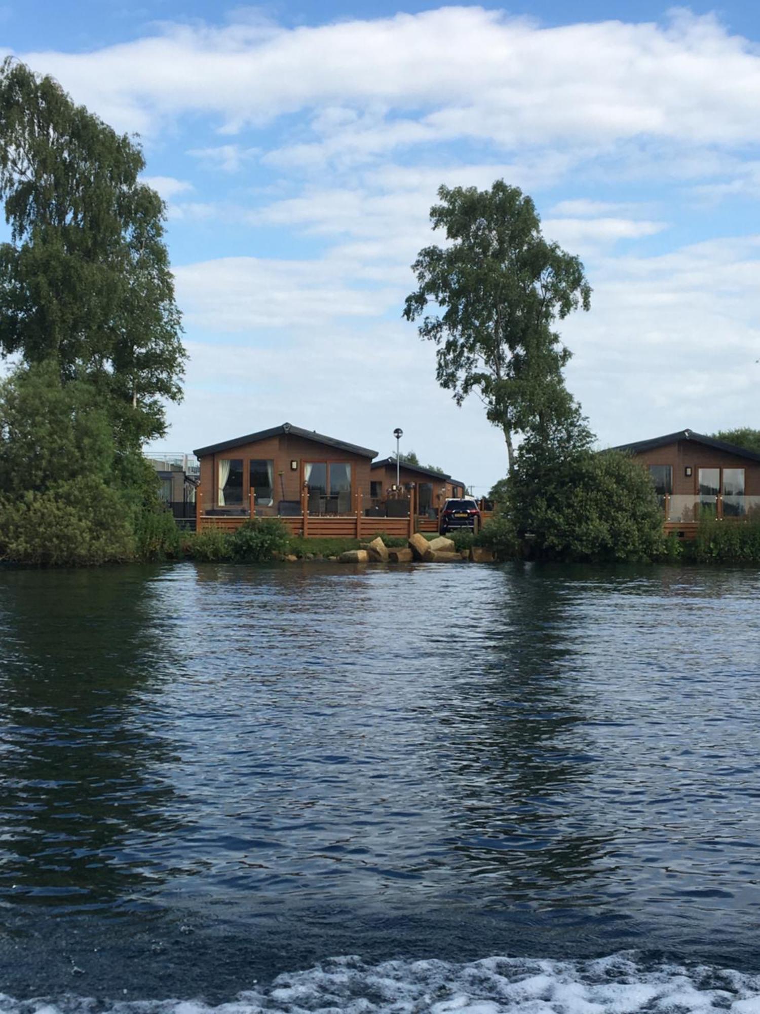 Fable Lodge Tattershall Lakes - Luxury Lakeside Lodge With Hot Tub Kültér fotó