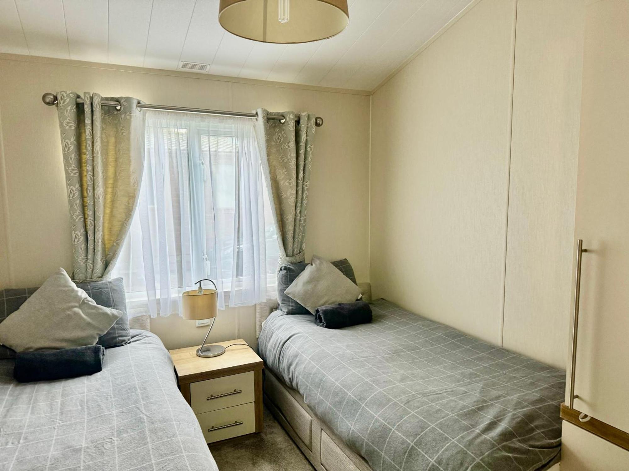 Fable Lodge Tattershall Lakes - Luxury Lakeside Lodge With Hot Tub Kültér fotó